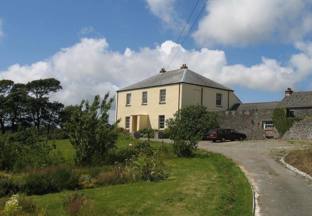 Lamphey Park Guest House Exterior photo